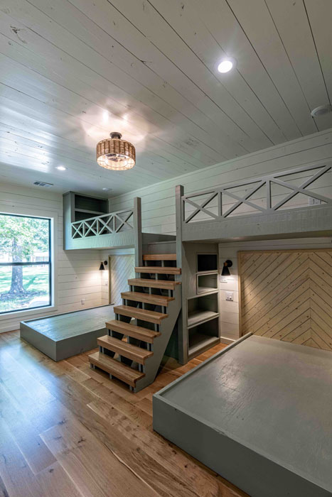 Custom Homes and Barndominiums
